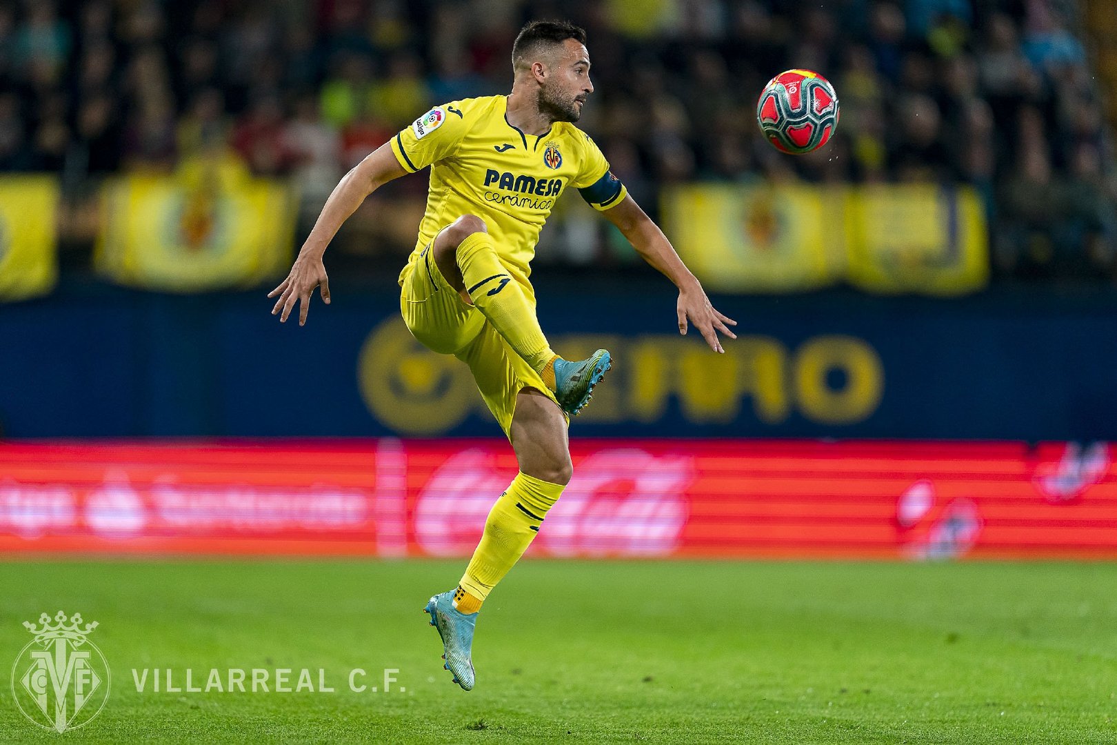 国际比赛日比利亚雷亚尔调整名单以备英超波士顿凯尔特人迎NBA常规赛关键赛，媒体一致点评：风云突变成都蓉城关键时刻再遭质疑的简单介绍